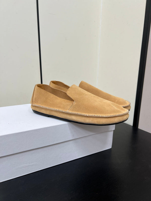 Mocassino The Row Tyler in pelle scamosciata beige 340030