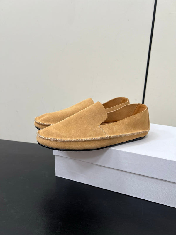 Mocassino The Row Tyler in pelle scamosciata beige 340030