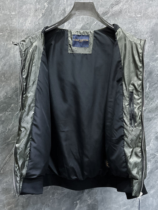 LV ARMY GREEN JACKET 239569