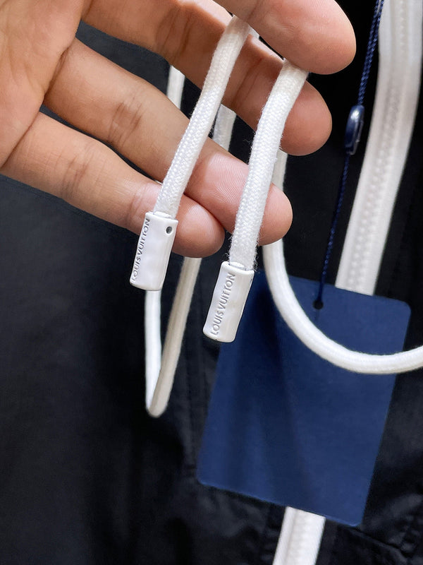 GIACCA NERA LV 239571