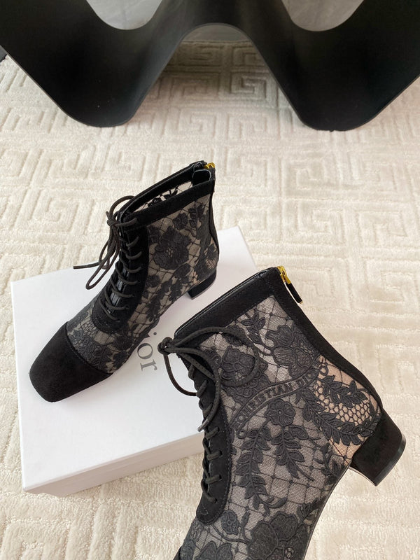 CD Naughtily-D Heeled Ankle Boot Black Transparent Mesh Roses Embroidery And Suede