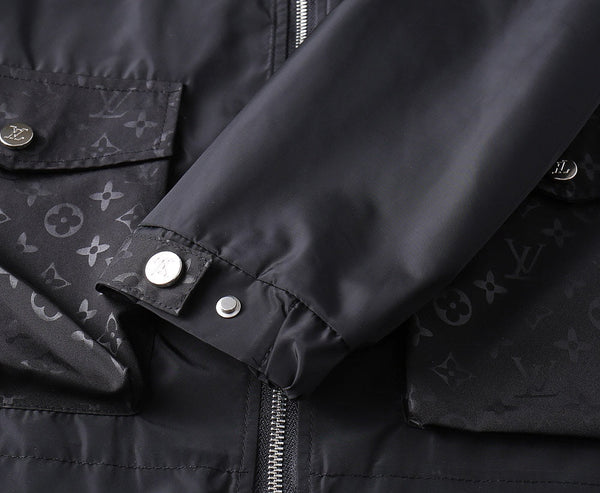 GIACCA CON CAPPUCCIO NERA LV 238990