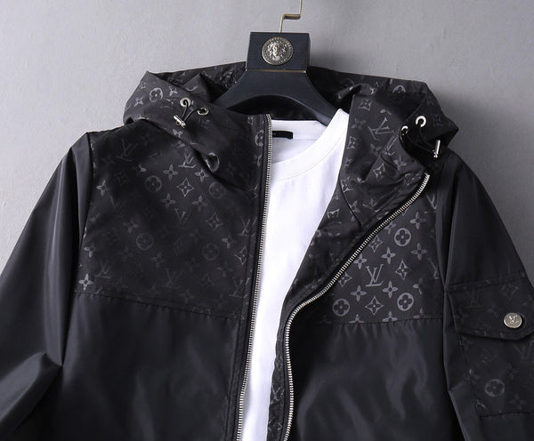 GIACCA CON CAPPUCCIO NERA LV 238990