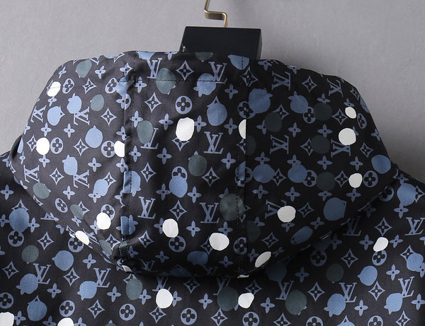 GIACCA CON CAPPUCCIO MONOGRAMMA NERO LV 238997