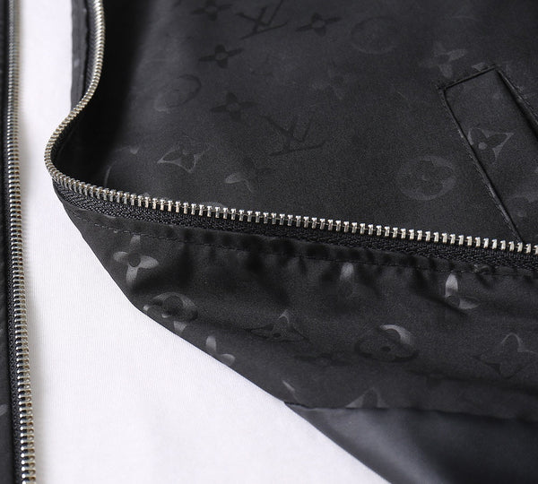 GIACCA CON CAPPUCCIO LV NERO MIX BIANCO MONOGRAMMA 239001