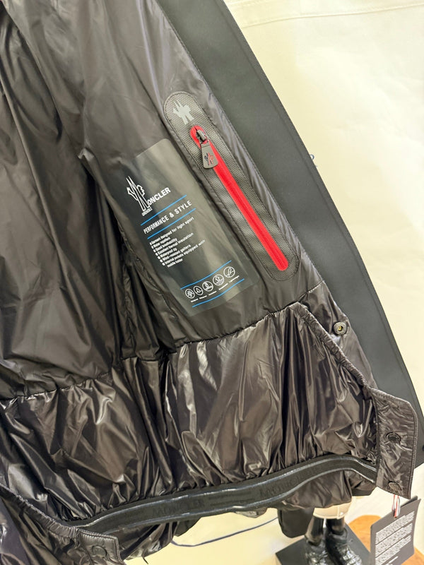 Moncler 25 Down Jacket Black Polyester 302711