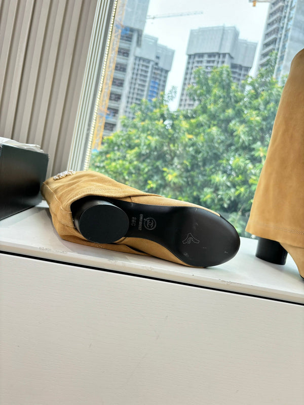 CC 25 High Boot Beige Suede Grosgrain 430340