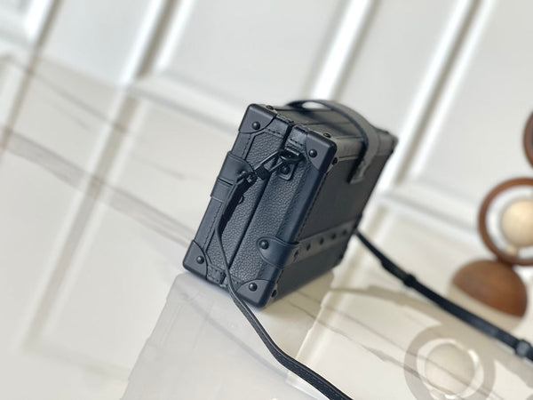 BAULE PICCOLO 20 IN PELLE DI VITELLO NERO