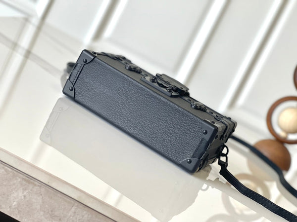 BAULE PICCOLO 20 IN PELLE DI VITELLO NERO