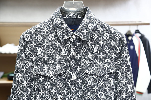 LV SHIRT JACKET IN BLACK MONOGRAM WASHED DENIM 238941