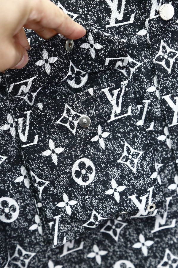 LV SHIRT JACKET IN BLACK MONOGRAM WASHED DENIM 238941