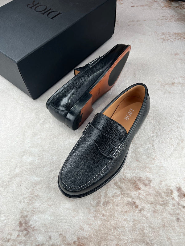 CD GRANVILLE LOAFER IN PELLE DI VITELLO MARTELLATA NERA
