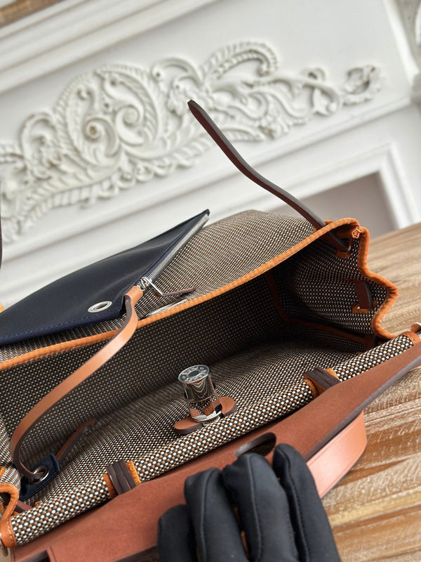 HERBAG MESSENGER 31 BAG IN DARK BROWN H VIKING CANVAS AND COWHIDE