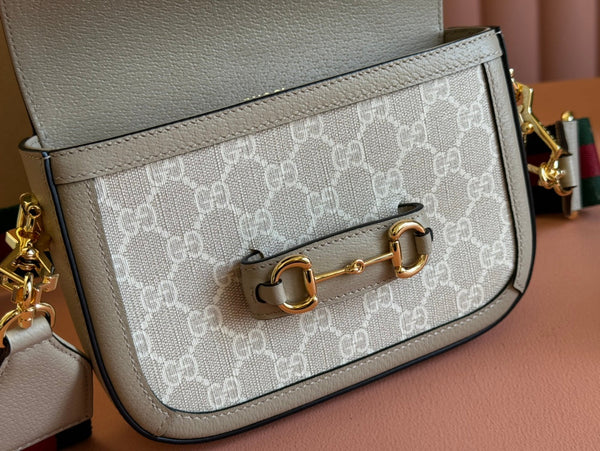 Borsa Gucci Horsebit 20.5 in pelle e tela beige mix bianco 244257