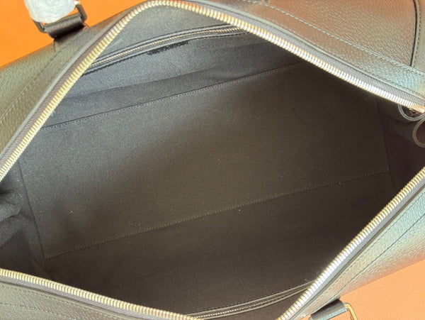 Borsa da viaggio Gucci 44 in tela nera 239956