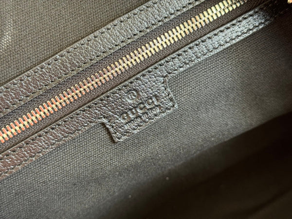 Borsa da viaggio Gucci 44 in tela nera 239956