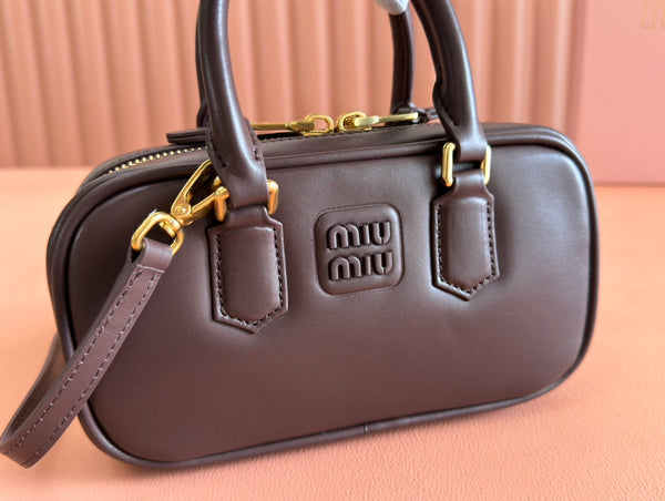 Borsa Miu Miu 19 Arcadia Chocolate in pelle Briarwood 239711