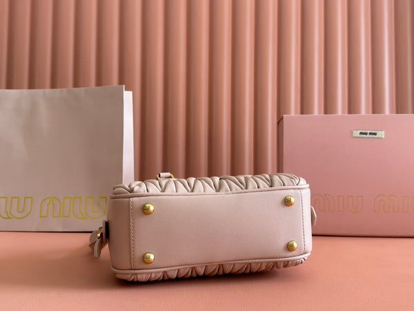 BORSA TRAPUNTATA ARCADIE 22 IN PELLE DI AGNELLO BEIGE MISCHKA