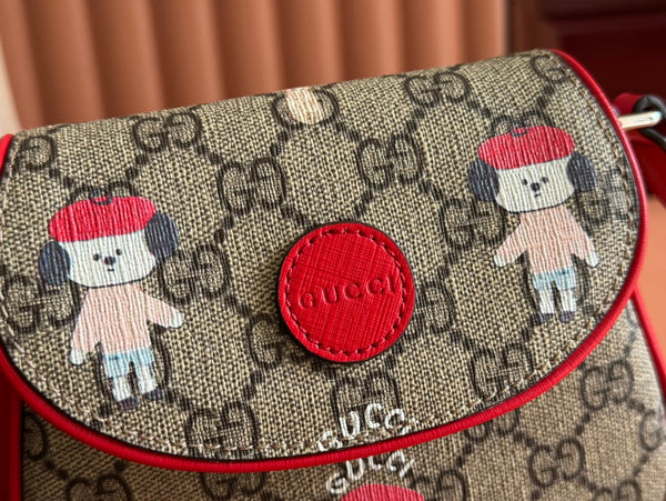 Borsa a tracolla Gucci con stampa cane in tela bianca rossa beige 239661