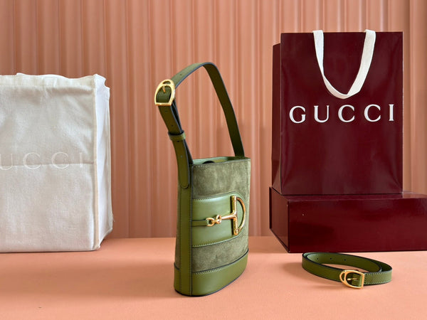 Gucci 73 Mini 20cm Bucket Bag in pelle scamosciata verde 244449