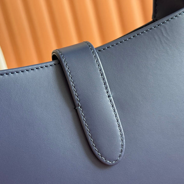 Borsa Gucci Jackie in pelle blu 255029