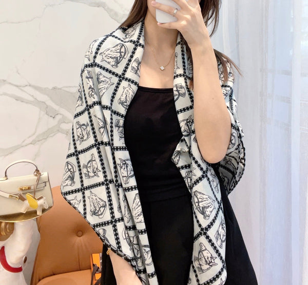 Scarf 140 CM White Black Silk