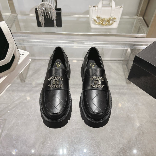 CC Moccasins Black Cowhide