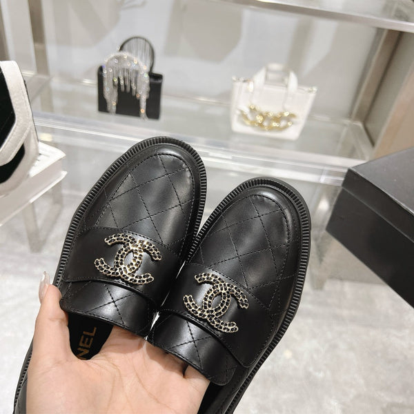 CC Moccasins Black Cowhide