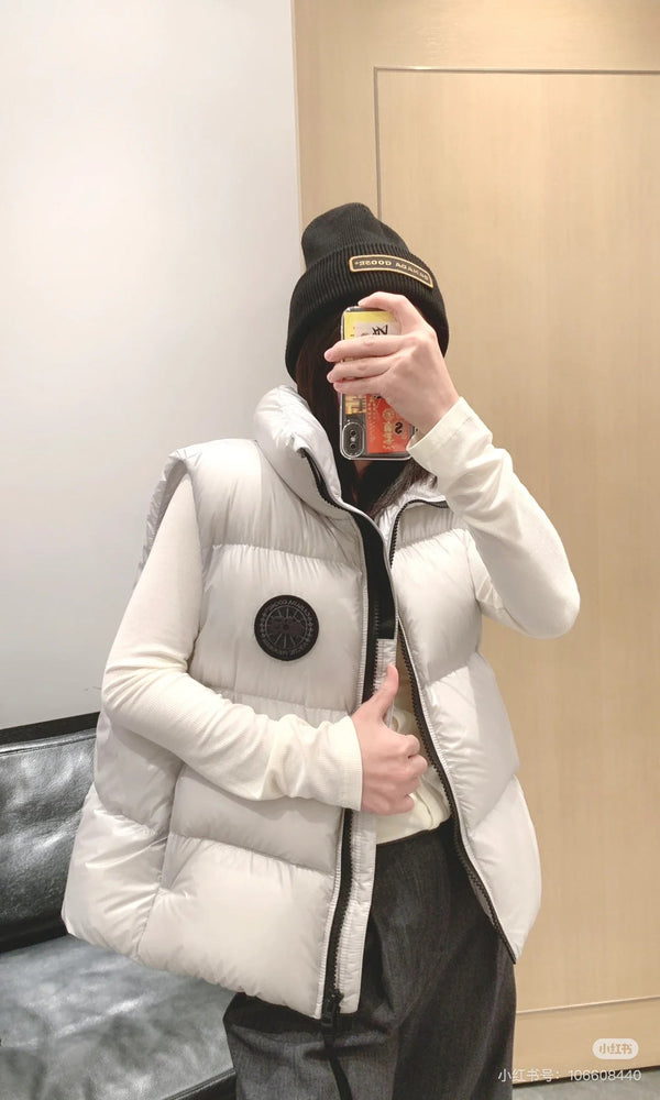 C. Goose Hooded Down Vest Polyester 0005