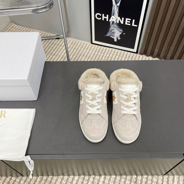 CD Star Sneaker In Light Brown Grey Suede 996000