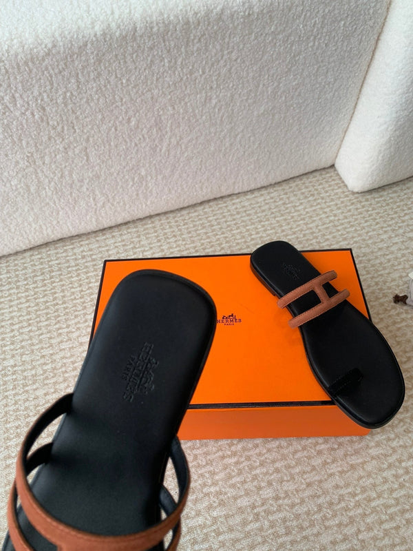 SANDALI GEORGIA IN PELLE DI VITELLO MISTA MARRONE NERO