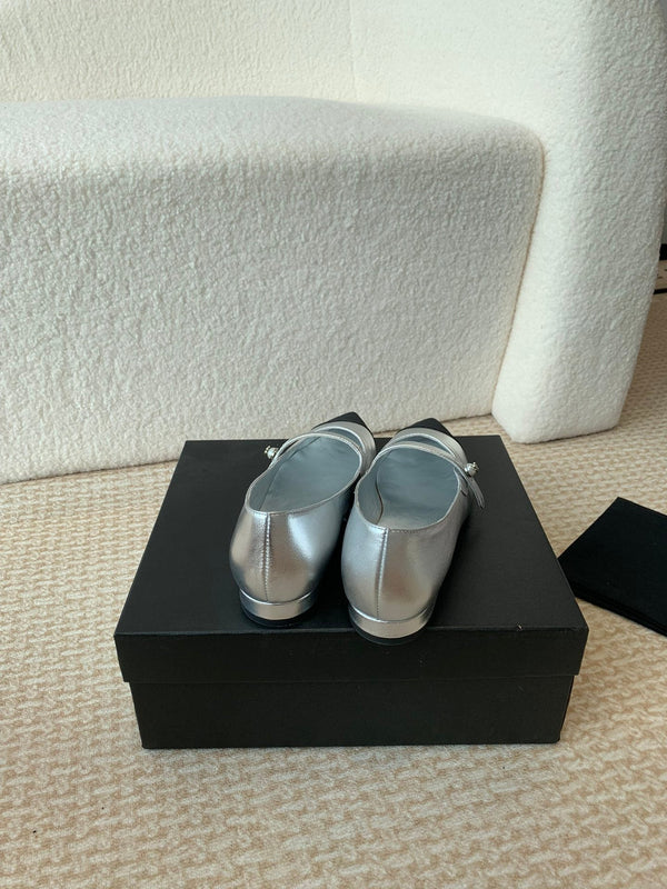 Pointed Toe Mary Jane Shoes Silver Mix Black Lambskin