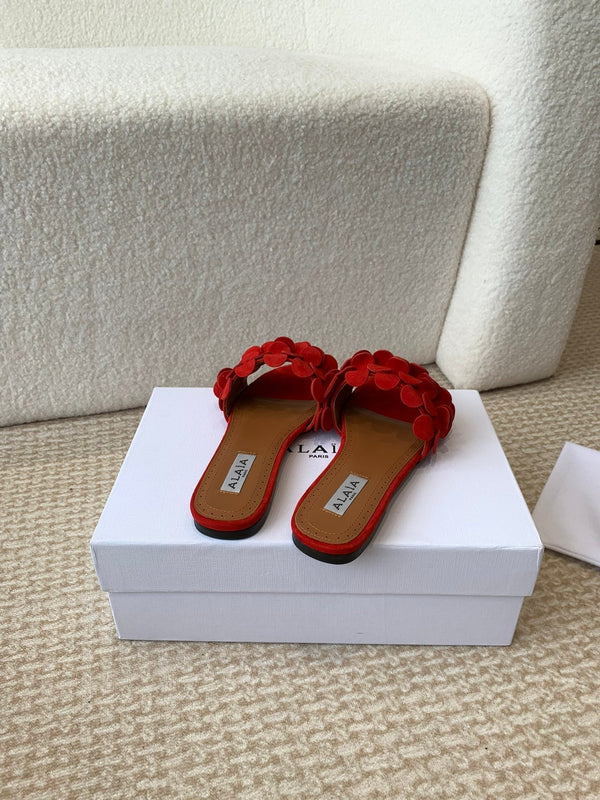 MULE PIATTA ALAIA IN CAMOSCIO ROSSO CILIEGIA