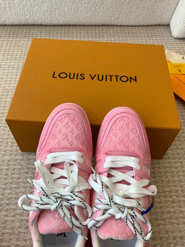 Sneaker LV Trainer 30mm in pelle di vacchetta rosa