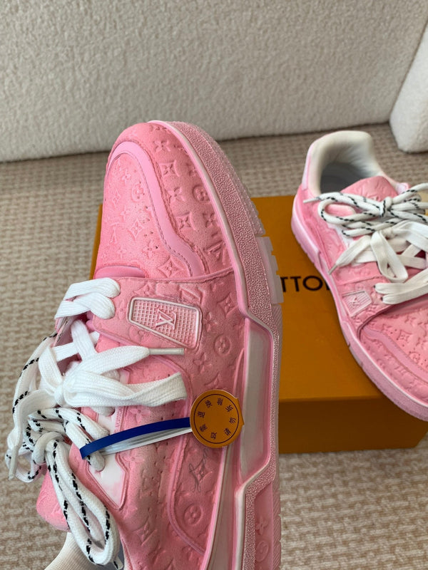 Sneaker LV Trainer 30mm in pelle di vacchetta rosa