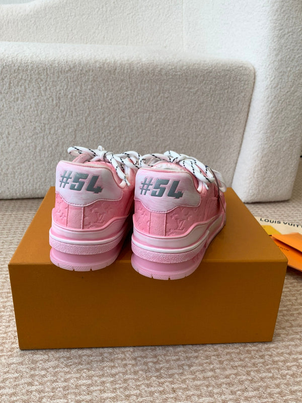 Sneaker LV Trainer 30mm in pelle di vacchetta rosa
