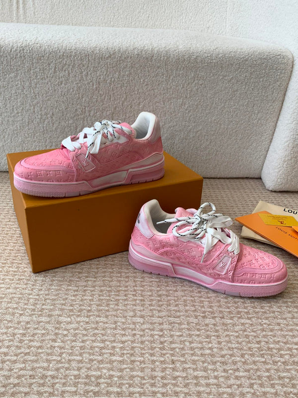 Sneaker LV Trainer 30mm in pelle di vacchetta rosa