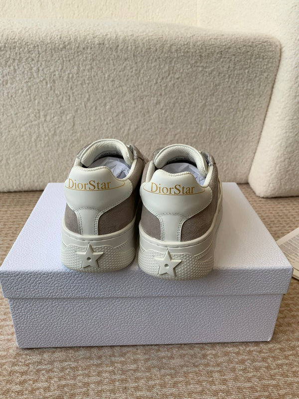 CD Star Platform Sneaker In Light Brown Grey Suede 998718