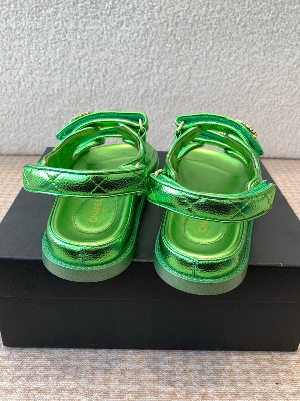 DAD SANDAL IN EMERALD GREEN SHEEPSKIN