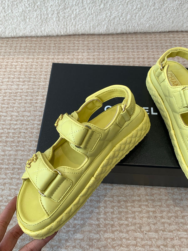 DAD SANDAL IN LEMON YELLOW CALFSKIN