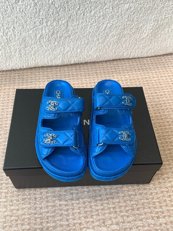 DAD SANDAL IN COBALT BLUE CALFSKIN MULE