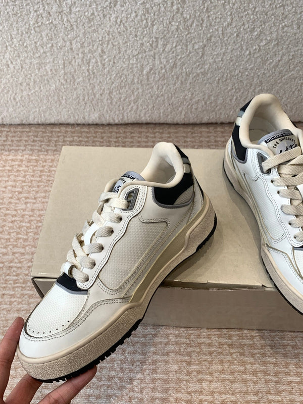 FORTY2 SNEAKERS WITH BLACK STAR AND WHITE LEATHER HEEL TAB