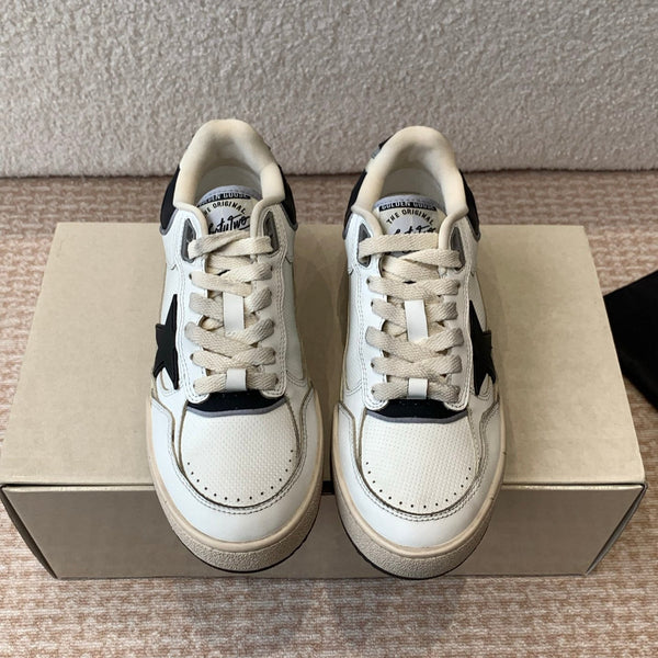 FORTY2 SNEAKERS WITH BLACK STAR AND WHITE LEATHER HEEL TAB