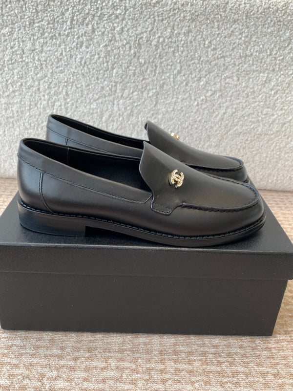 CC 25S Loafer Black Calfskin