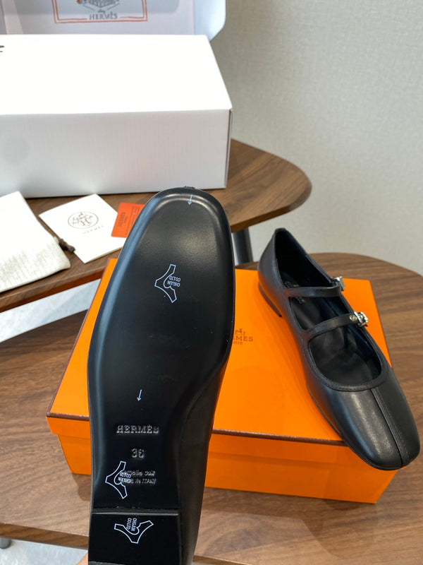 HM 25s Mary Jane Double Strap Black Calfskin 422565