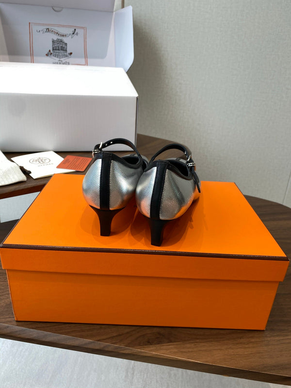 HM 25s Mary Jane 40mm Sliver Calfskin 422568