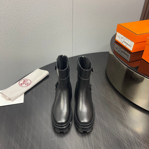 HM Jaimy Ankle Boot 30mm In Black Cowhide 952473