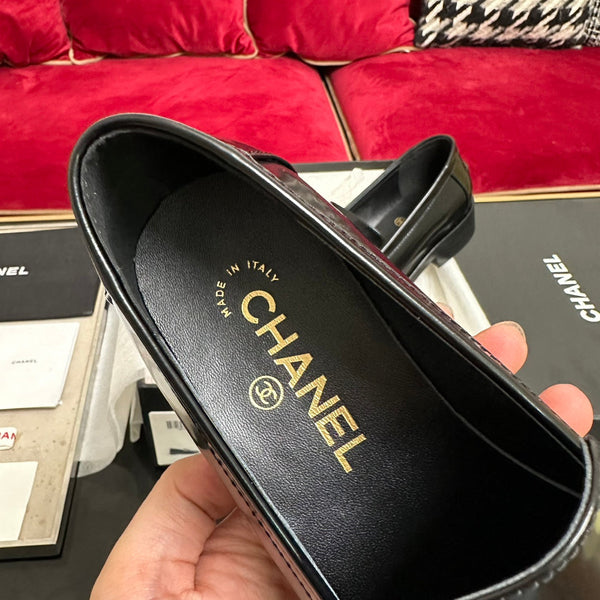 CC Moccasins Glossy Black Calfskin