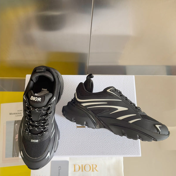 CD B32 SNEAKER BLACK CALFSKIN