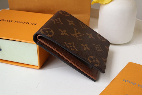 LV M60053 Amerigo Wallet Brown Monogram Canvas 224129